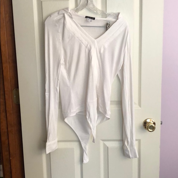 VENUS | Tops | Venus Shirt That Buttons 
